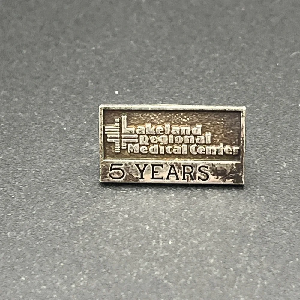 Lakeland Regional Medical Center 5 Years Service Award Lapel Hat Pin